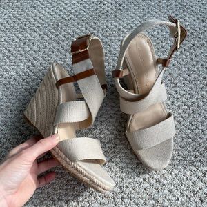 NEW Banana Republic wedge heels sz 6.5